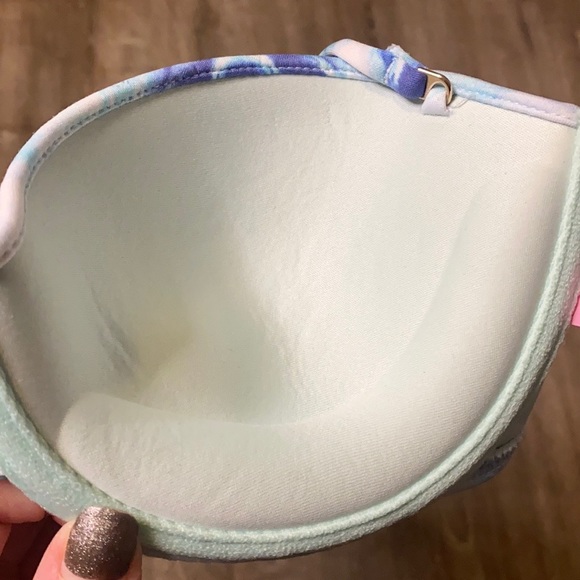 Victoria’s Secret Bikini Top Tie Dye Swimsuit Swim Halter 34A 34B S Small New - Picture 5 of 6